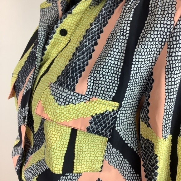 BAR III COLOURFUL PRINT BUTTON SHIRT DRESS - Picture 3 of 8